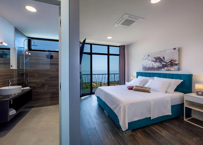 Villa Luxury The View In - For 12 People With Incredible Sea View & Wellness