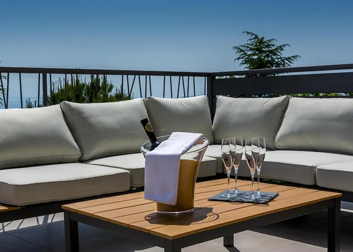 Luxury The View In - For 12 People With Incredible Sea View & Wellness Villa Abbazia