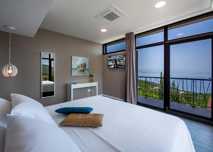 Luxury The View In - For 12 People With Incredible Sea View & Wellness Opatija