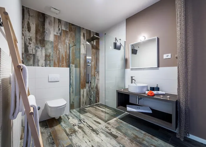 Luxury The View In - For 12 People With Incredible Sea View & Wellness *