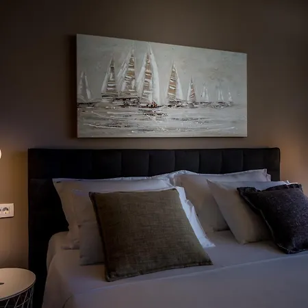 Luxury The View In - For 12 People With Incredible Sea View & Wellness *