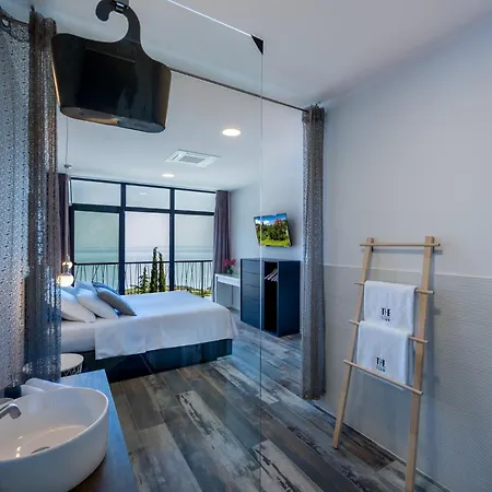 Luxury The View In - For 12 People With Incredible Sea View & Wellness * 奥帕提亚