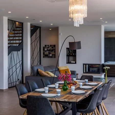 别墅 Luxury The View In - For 12 People With Incredible Sea View & Wellness *