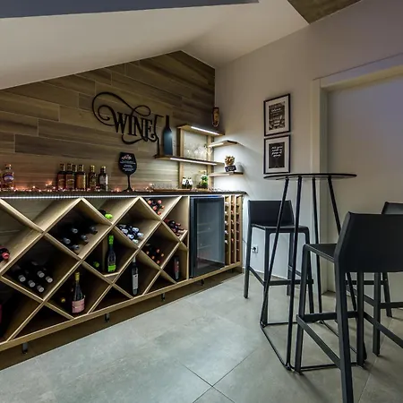 Luxury The View In - For 12 People With Incredible Sea View & Wellness 奥帕提亚